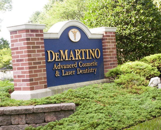 Dr. N. Garcia-DeMartino dental office sign
